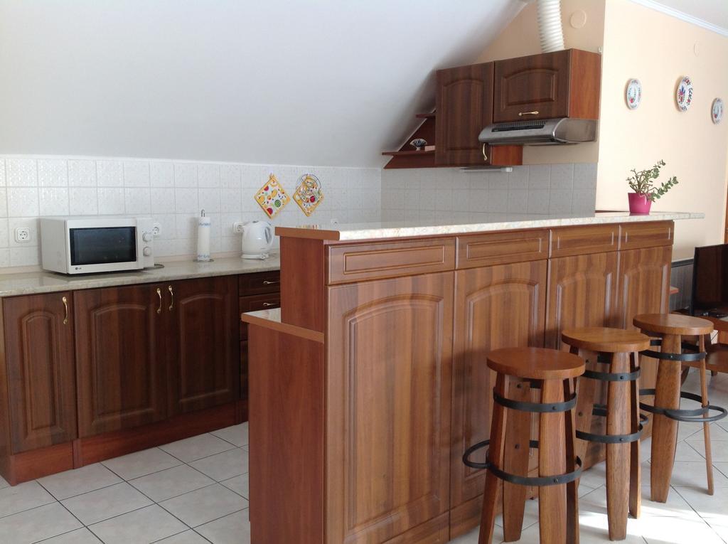 Attila Apartmanhaz Hotel Hévíz Kamer foto