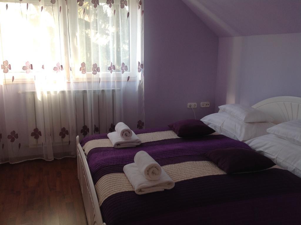 Attila Apartmanhaz Hotel Hévíz Kamer foto
