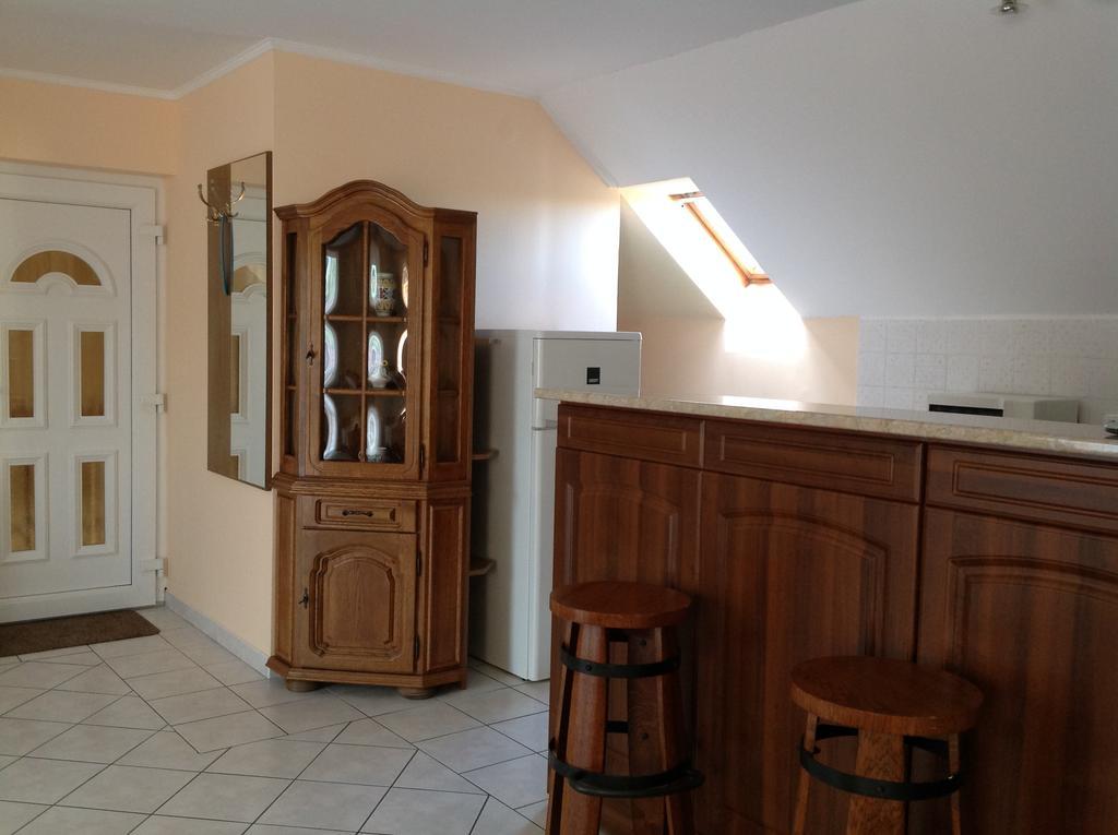 Attila Apartmanhaz Hotel Hévíz Kamer foto