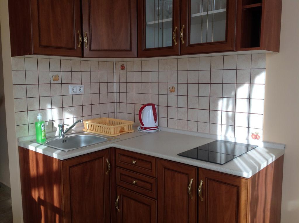 Attila Apartmanhaz Hotel Hévíz Kamer foto