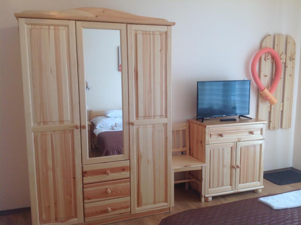 Attila Apartmanhaz Hotel Hévíz Buitenkant foto